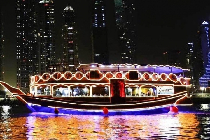 Dhow Cruise Dinner in Dubai Marina